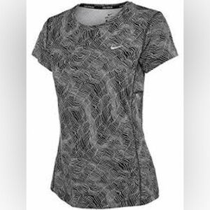 Nike Women's Short Sleeve Black and White Tee